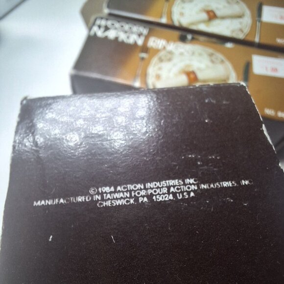 Wooden Napkin Rings Vintage 12 Pieces Round Smooth Rustic Cabin 1980s No 8404 - Picture 5 of 7